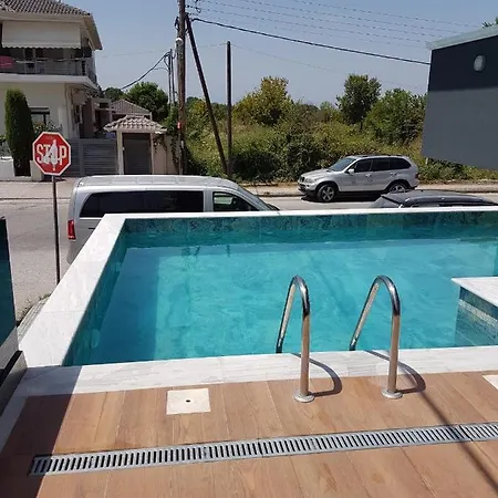 Blue Star #4 Paralía