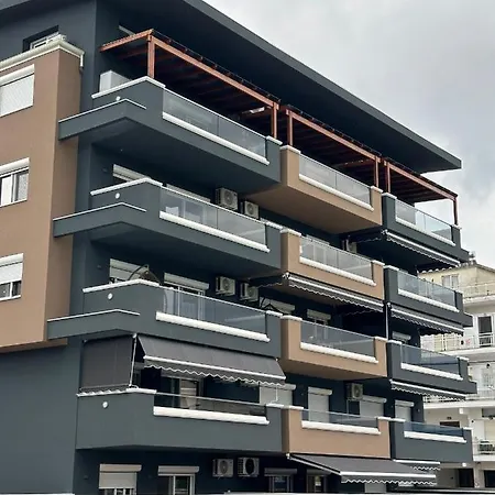 Blue Star #4 Apartment